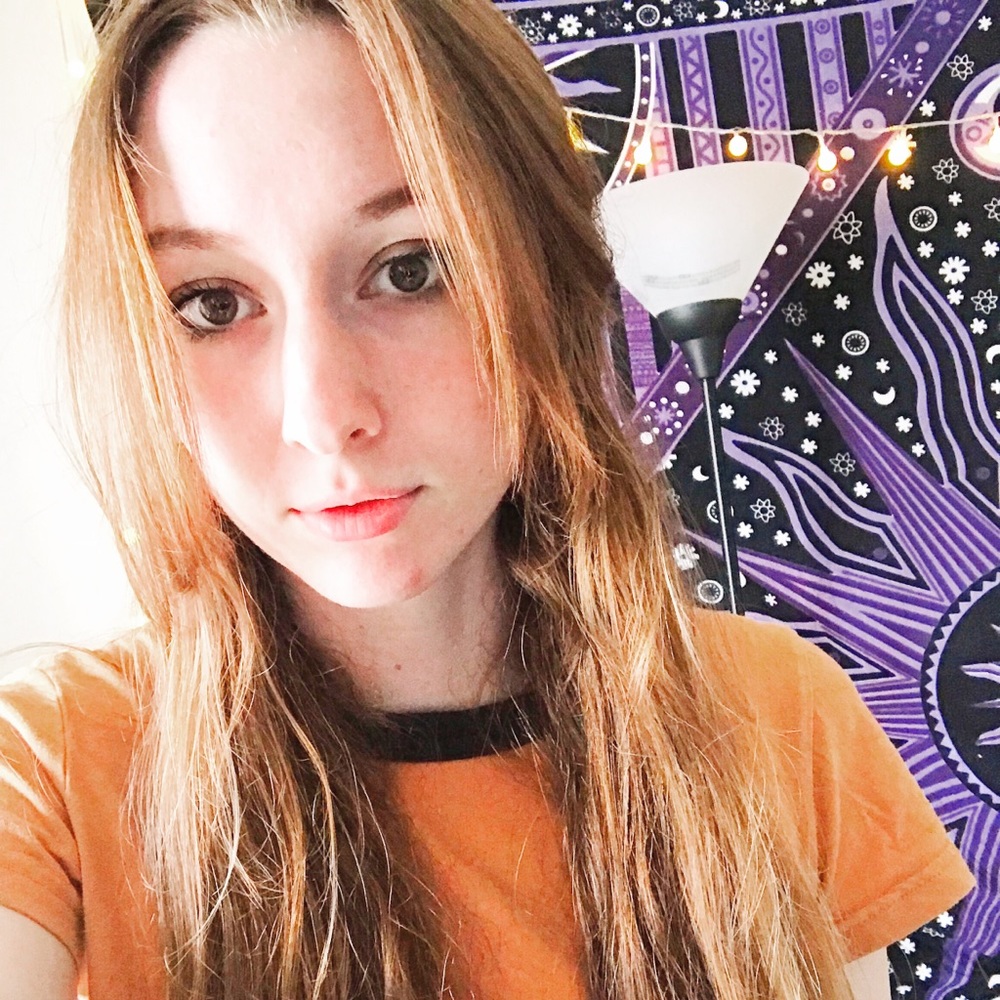 Meet your Posher, Kira